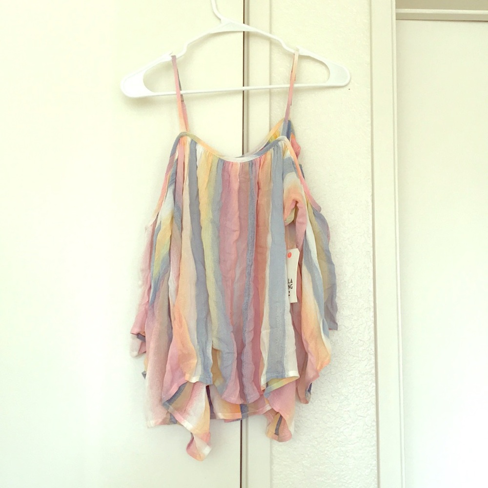 Billabong cold shoulder top